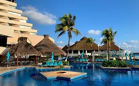Royal Solaris Cancun Resort Marina And Spa